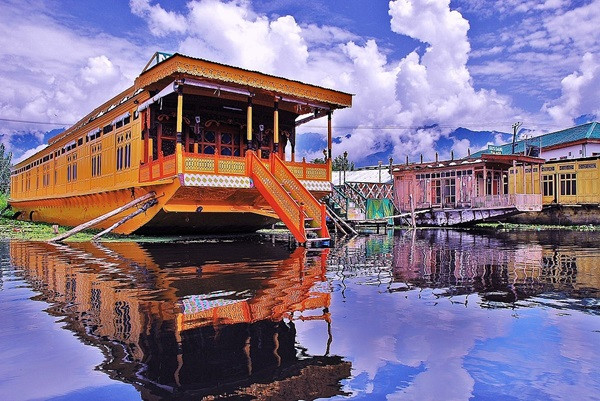 5 Days Kashmir Honeymoon Tour